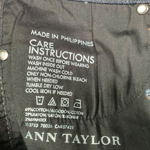 NWT Ann Taylor Modern Fit Bootleg Jeans Size 4 Dark Wash Cotton & Rayon - Picture 5 of 11